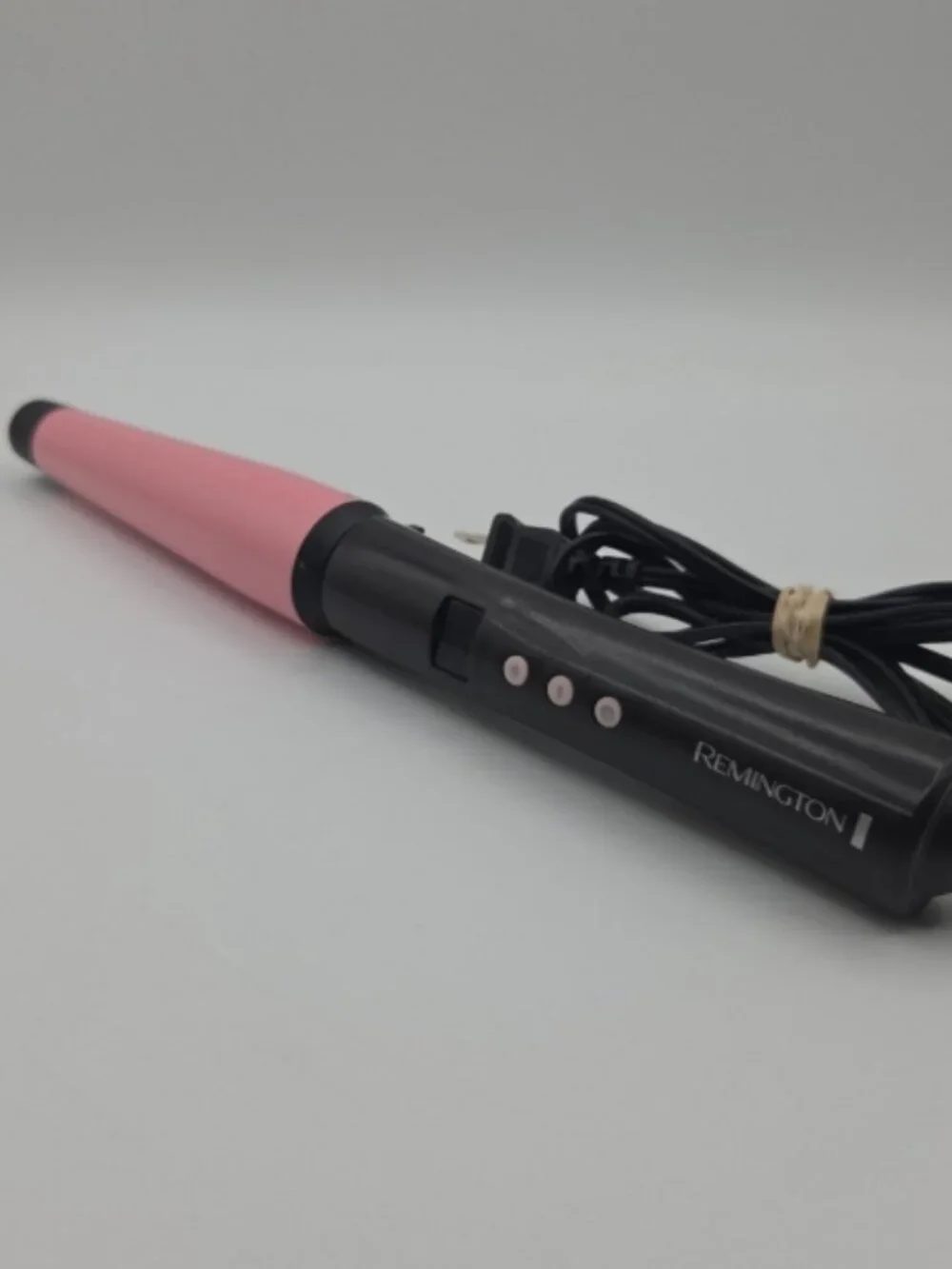 Remington CI9538 Pearl Digital Ceramic Curling Wand Pink 1–1½